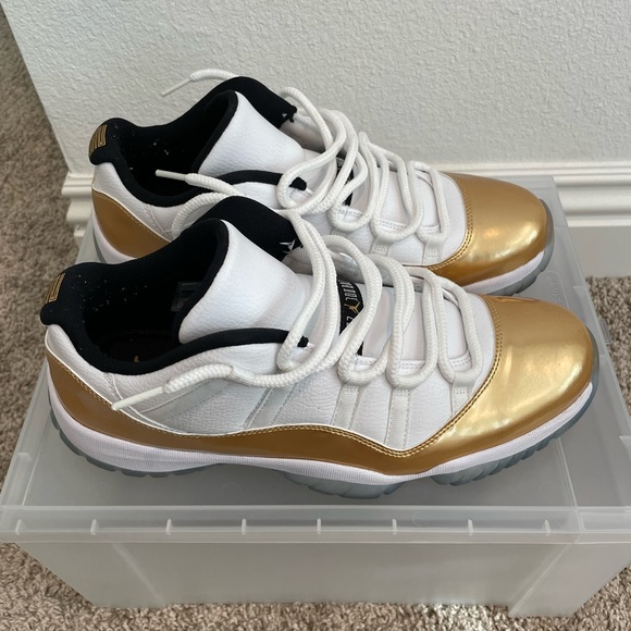 Air Jordan 11 Low Closing Ceremony Sneakers Size 11